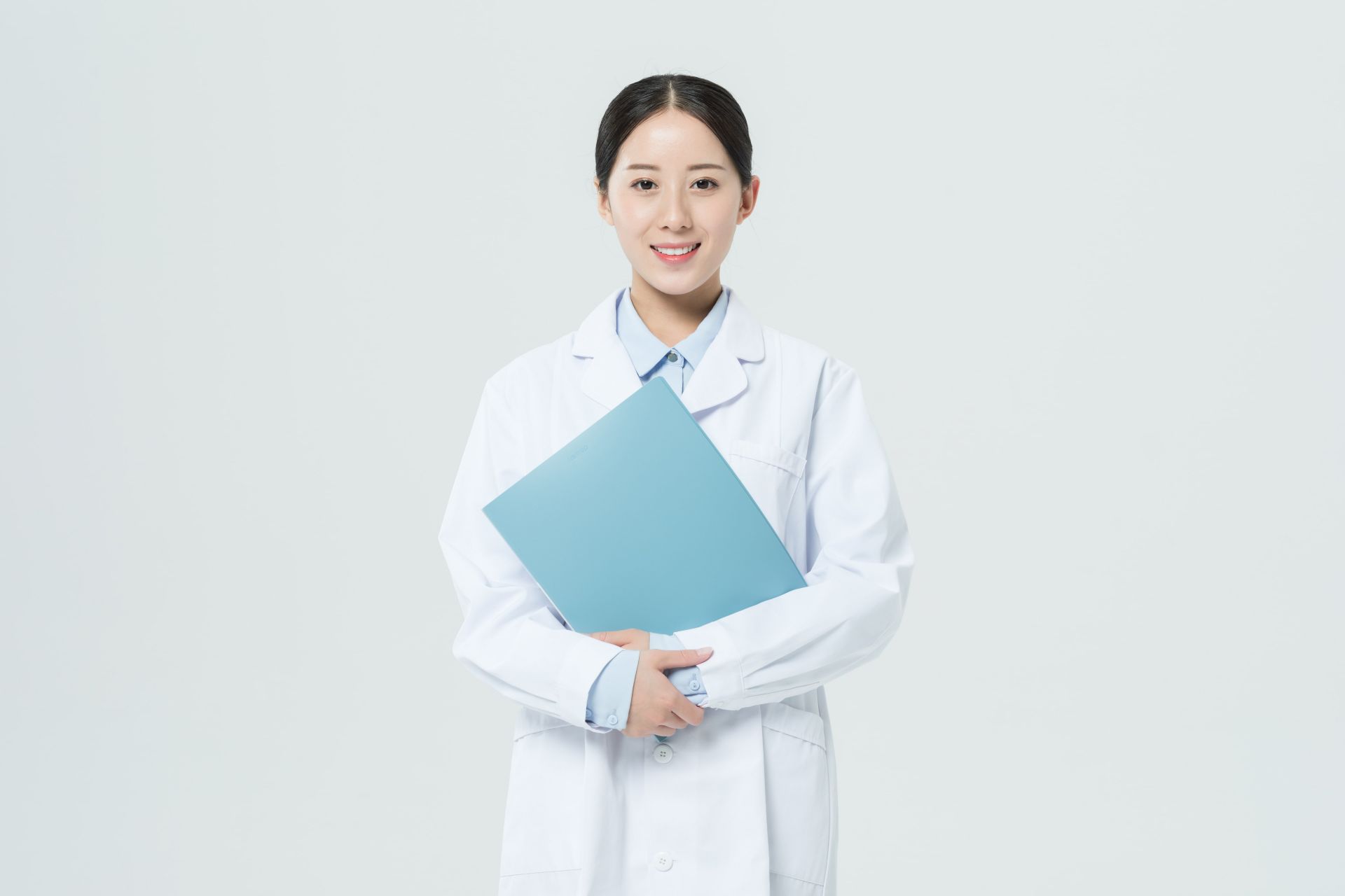 不想戴眼鏡了嗎？-你該考慮的雷射角膜塑形手術注意事項
